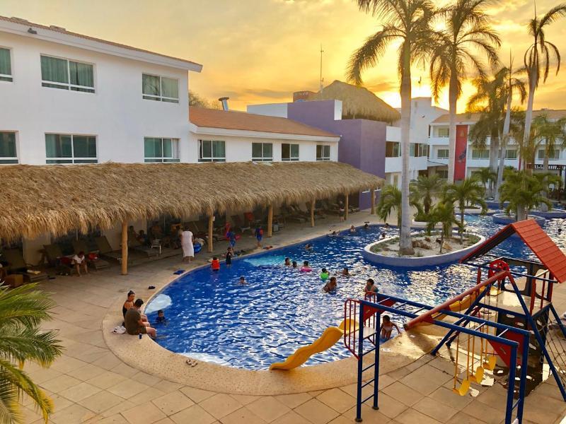 فندق La Isla Huatulco المظهر الخارجي الصورة